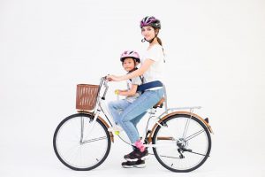 台灣自行車親子共乘明年3月起合法 不合格兒童座椅仍罰