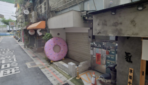 空間管理還是價值選擇？中山甜甜圈店「禁 12 歲以下入內」引爆抵制潮