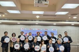 2026企業最愛大學記者會，上榜學校校長、副校長熱烈參與，並發表學校特色和治校理念。（圖／1111人力銀行提供）