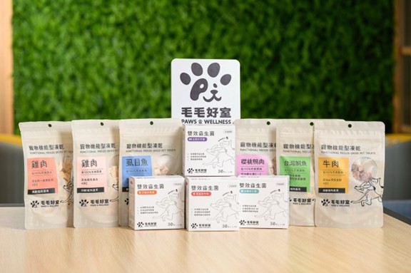 「毛毛好室」雙效益生菌、機能型凍乾,兼具營養、機能與適口性。攝影/王世邦