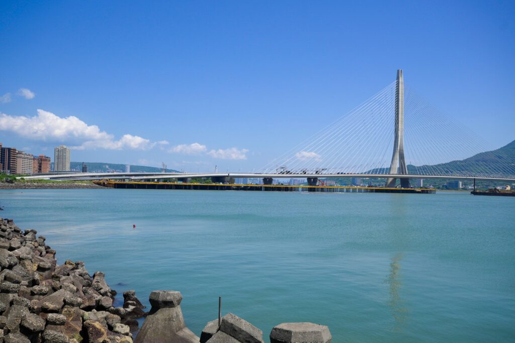 淡江大橋通車活動以藝術季呈現，結合公共藝術展演，向國際分享橋梁之美。(圖/主辦單位)