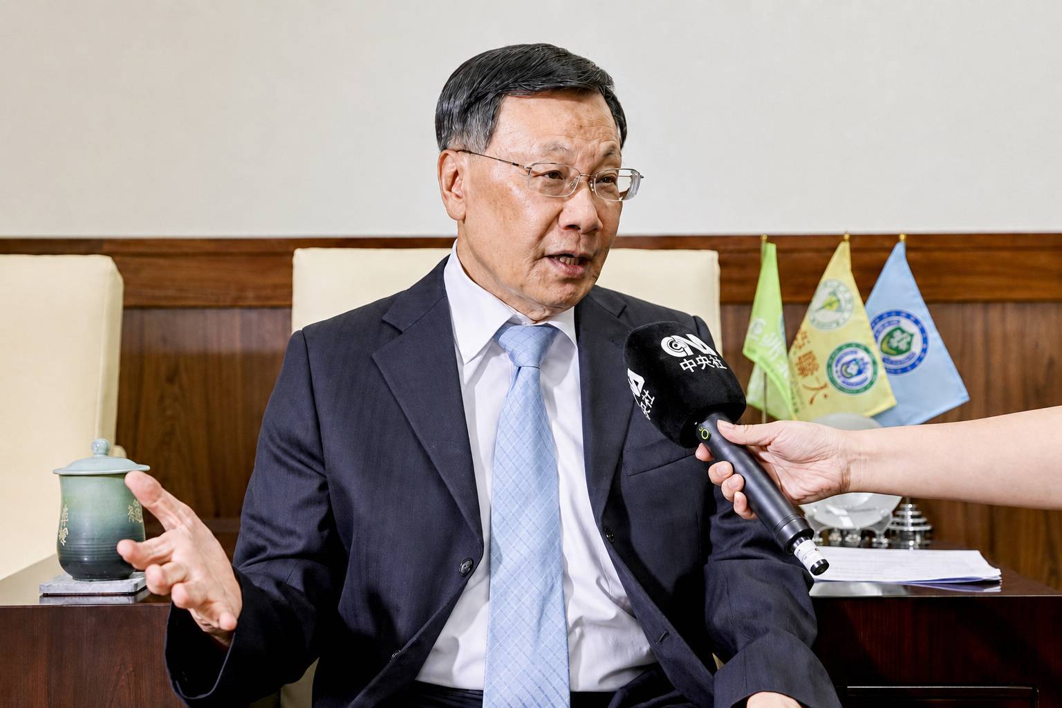 蔡進發校長表示亞大將持續在科技、研究與國際連結上精進，但最珍貴的核心仍是「人」。(圖/亞洲大學提供)