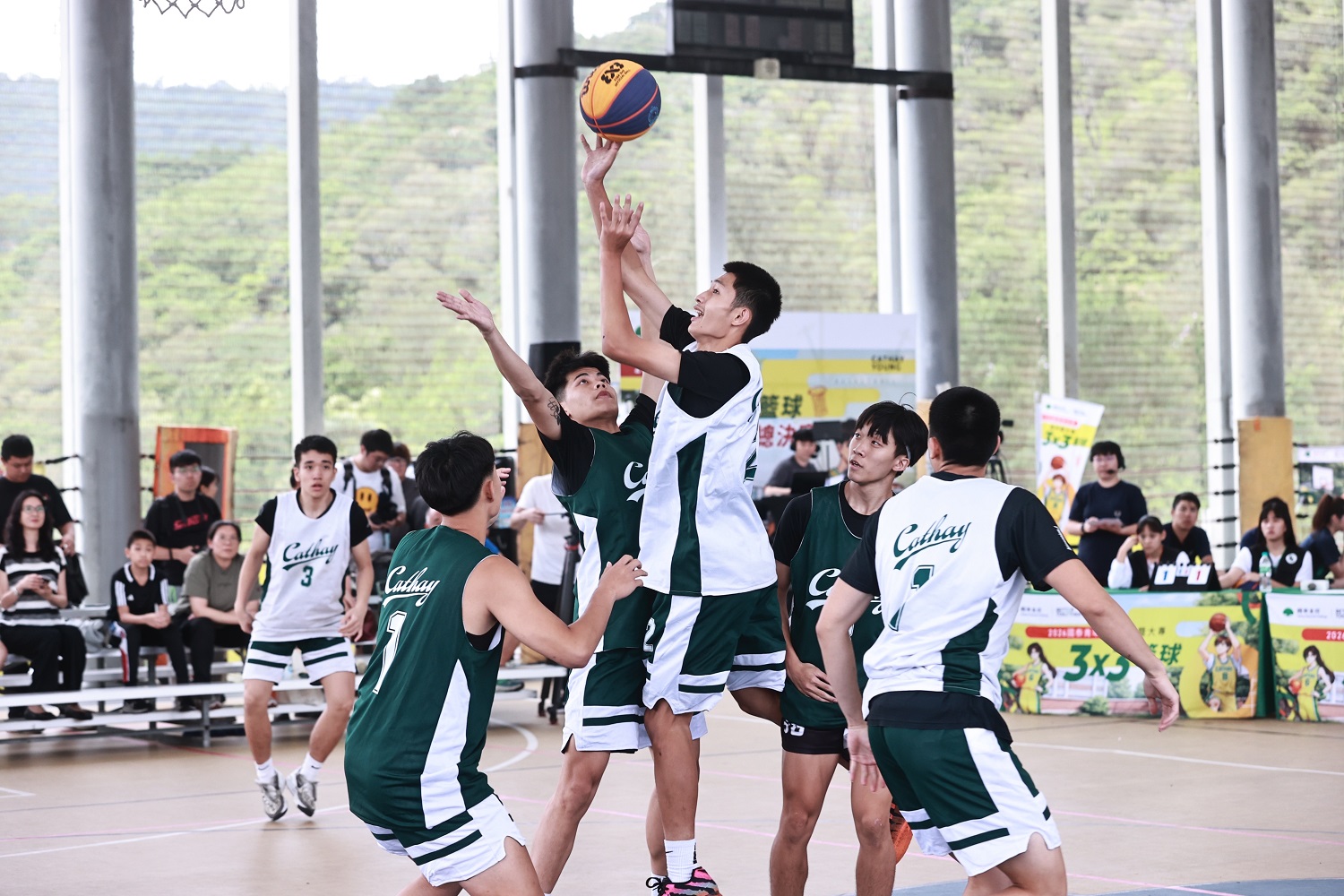 2026國泰高中暨大專3×3籃球賽,今年已邁入第23年,國泰金控長期將資源投入基層籃球,持續為高中和大專學生創造籃球舞台,也提升國內基層籃球的競技水準。(圖/國泰金控提供)