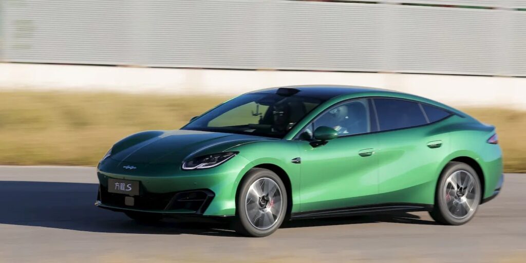 比亞迪Formula S電動房車不到2.9萬美元起 價格壓過特斯拉Model 3