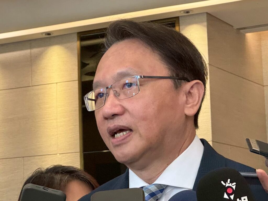 AI熱潮帶動零組件大漲！宏碁陳俊聖：PC零組件價格估2027年中見頂回穩